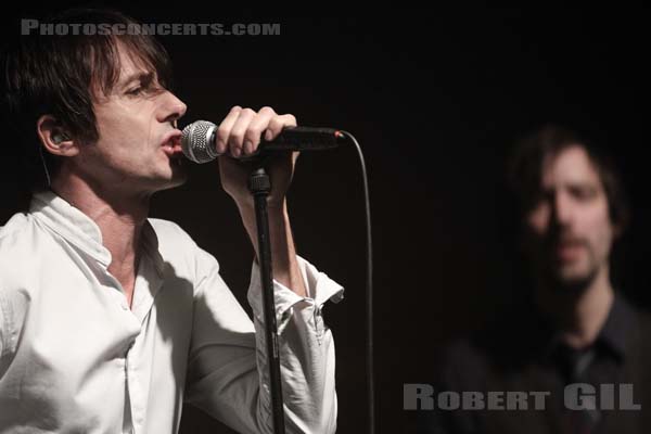 BRETT ANDERSON - 2011-10-07 - PARIS - La Machine (du Moulin Rouge) - 